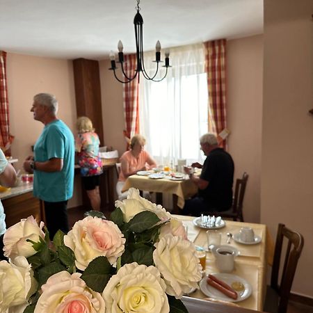 Penzion Moravsky Sommelier Valtice Dış mekan fotoğraf
