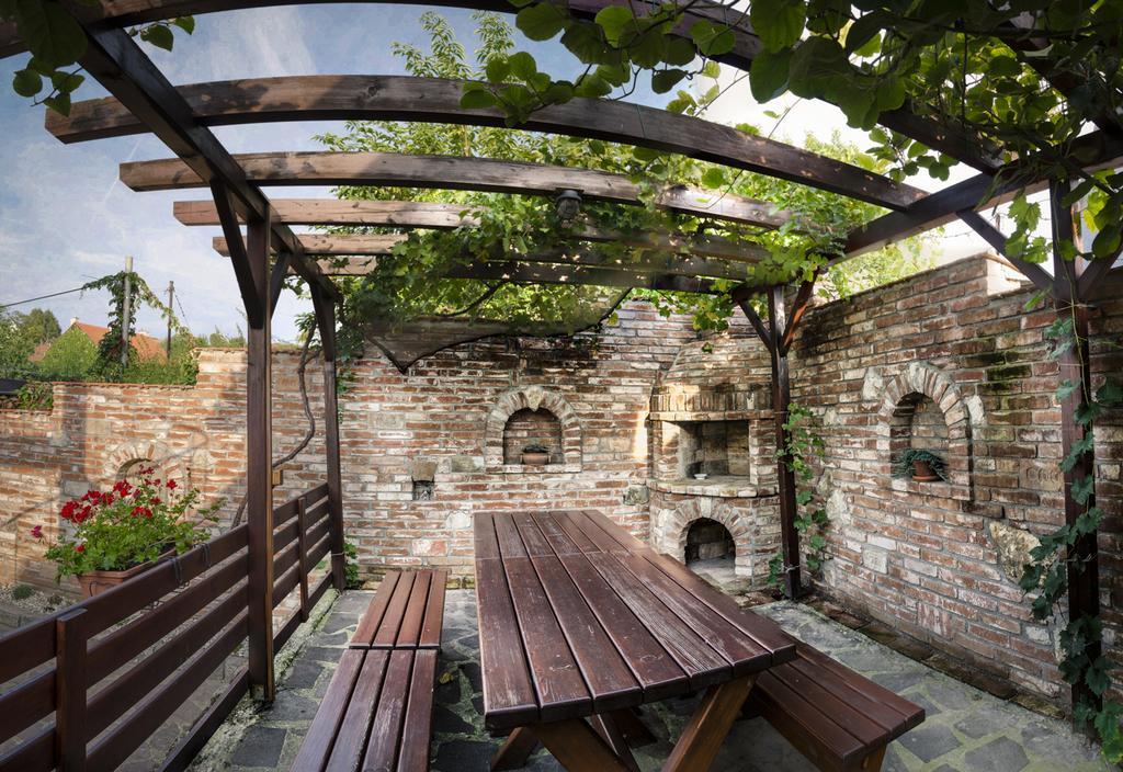 Penzion Moravsky Sommelier Valtice Dış mekan fotoğraf